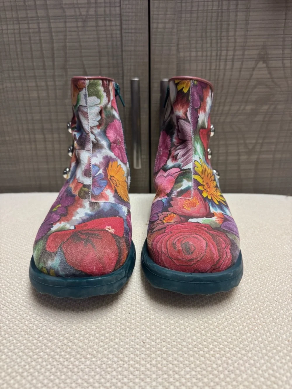 Unity Penney Ankle Boots with Buttons - Picture 2 of 5